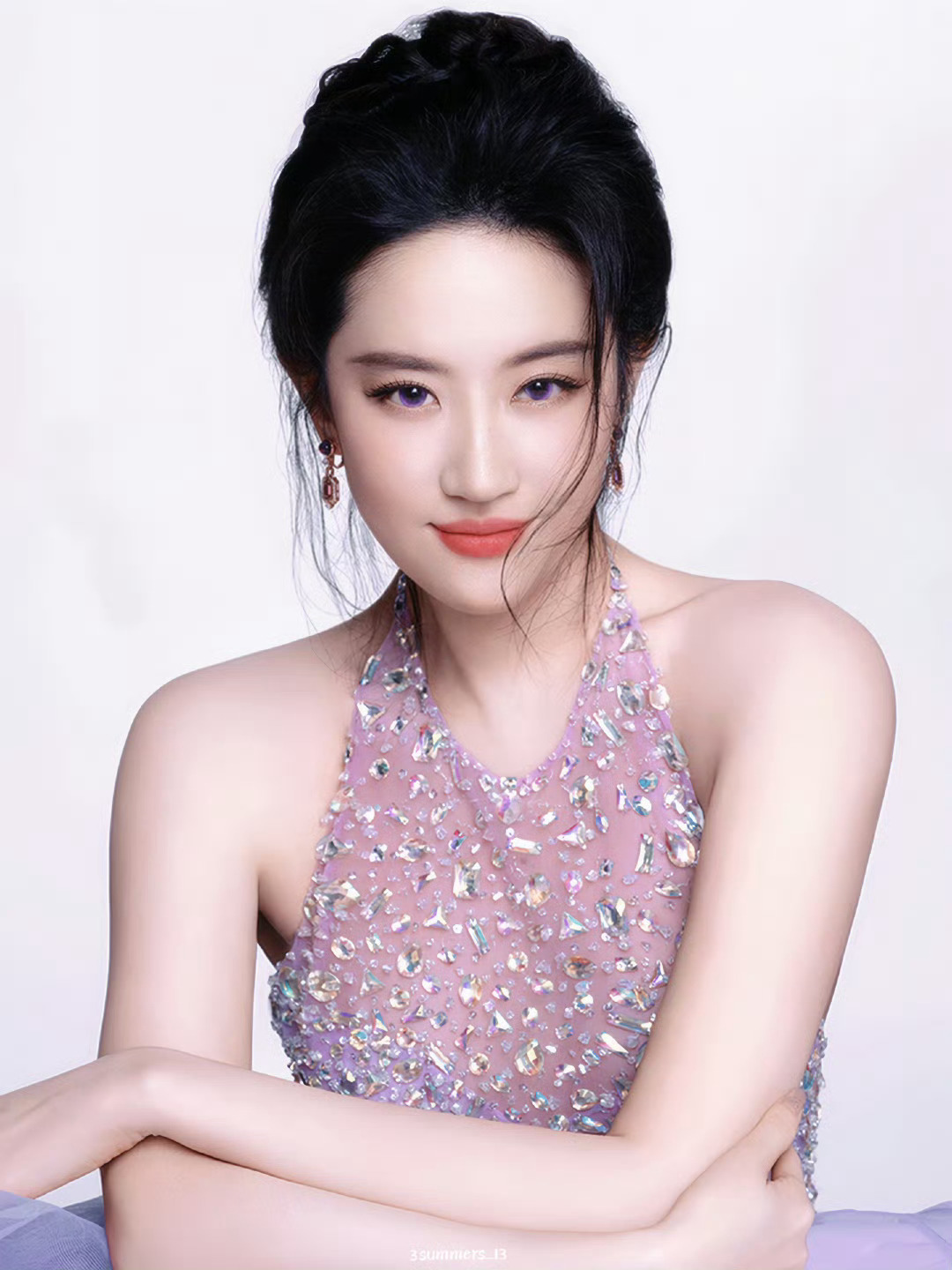 刘亦菲最新高科技融合艺术写真，科技与艺术的完美体验